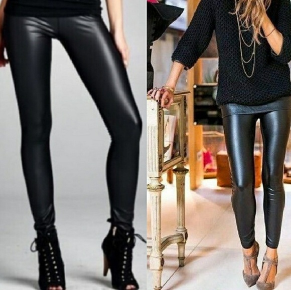 💕 Faux leather leggings 💕 - Picture 5 of 6